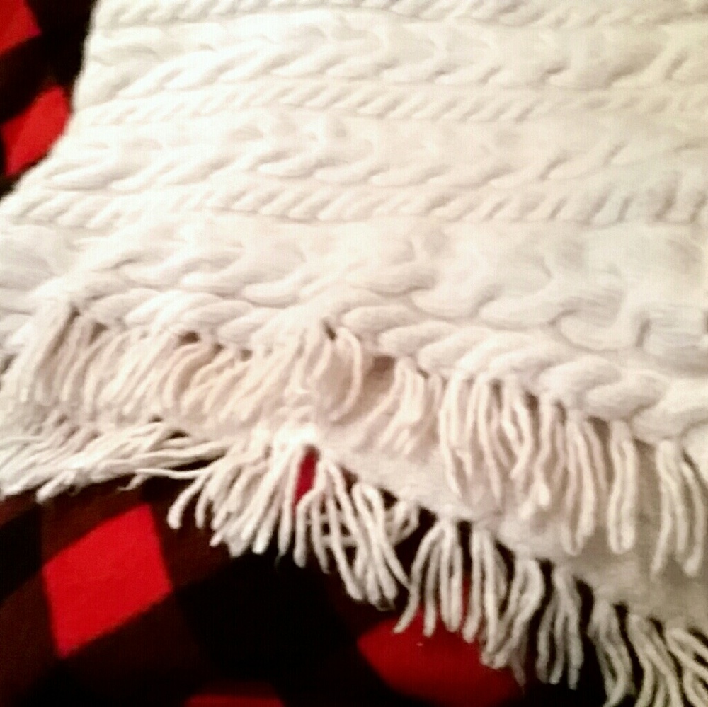 Banana Republic Fringe Poncho - Picture 5 of 5